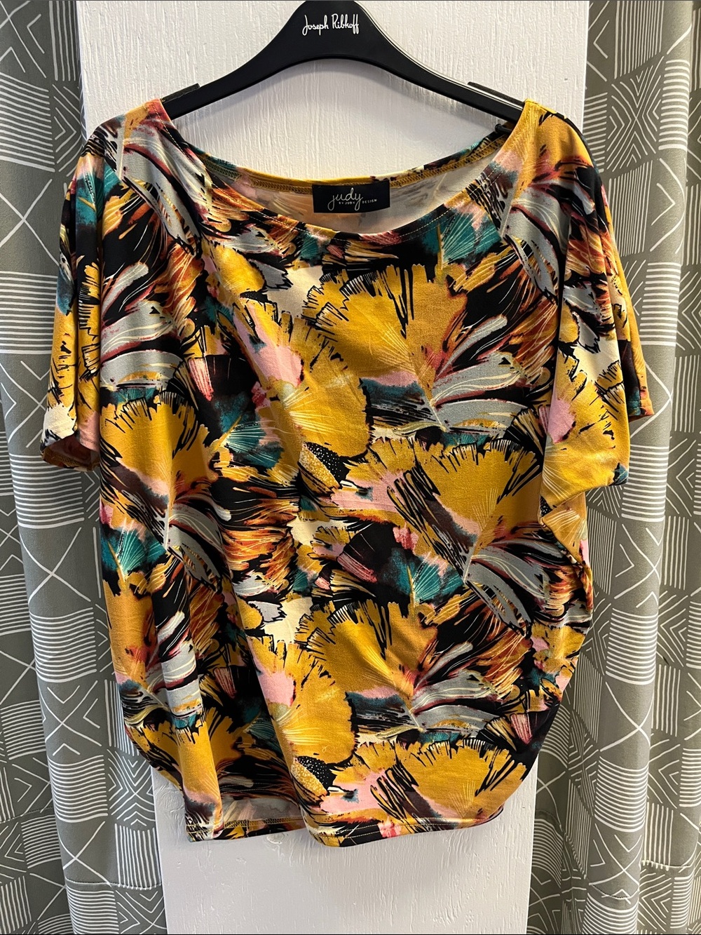 Judy Design Yellow Abstract Floral Short Sleeve Top